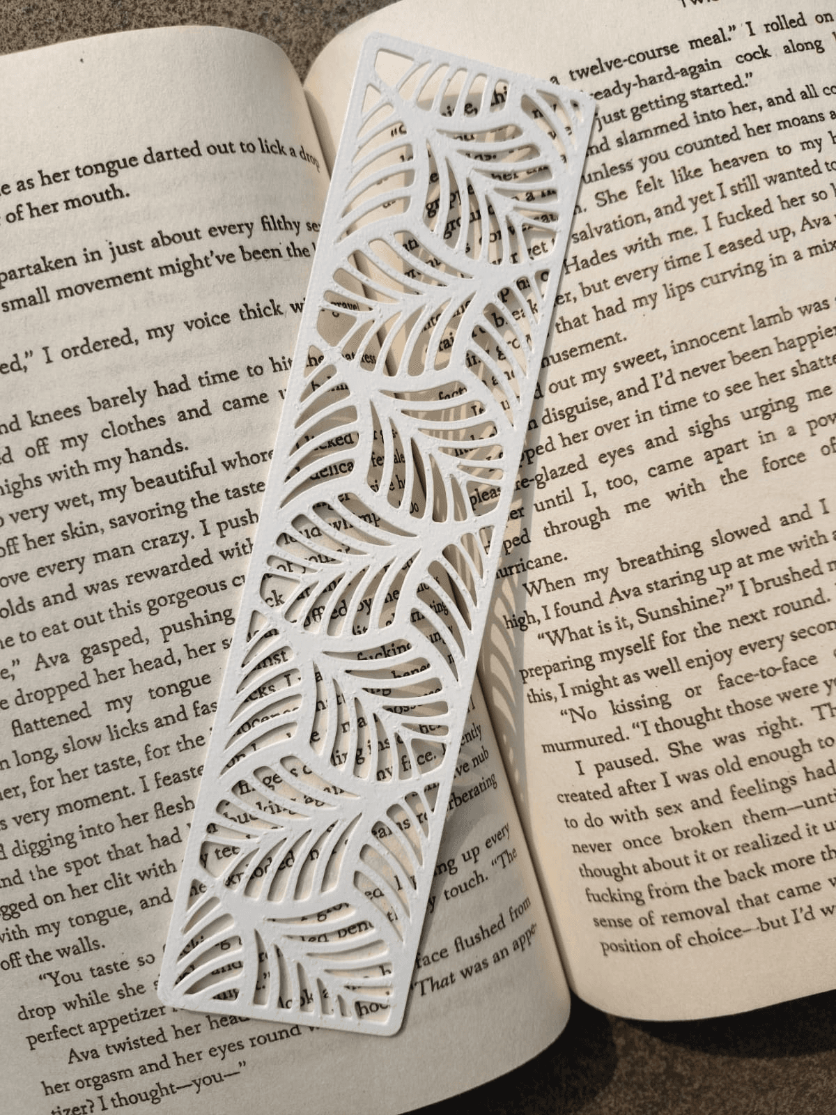 Leafcut Bookmark - 1